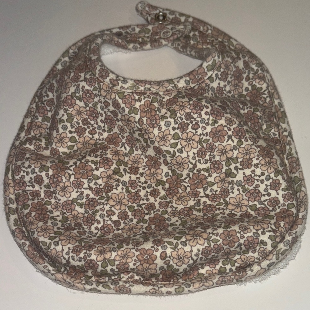 Jamie Kay Baby Bib with Floral Design in Cream and Brown